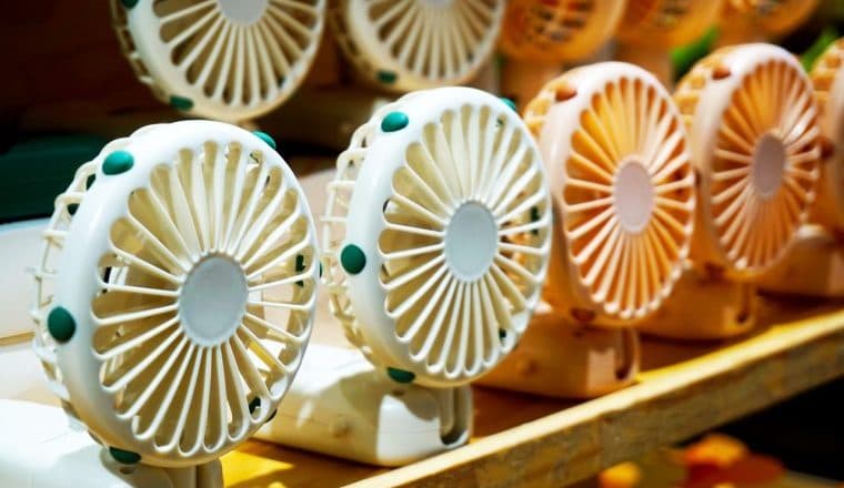 水冷服卖爆!日本高温催生5大爆品赛道|2026《Next爆品指南》⑧